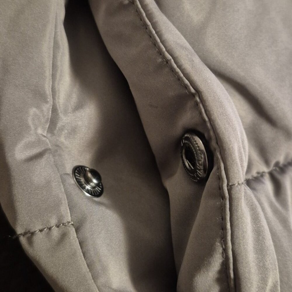 🖤 ONLY Charcoal Hooded Long Puffer Vest – XS - Picture 8 of 10